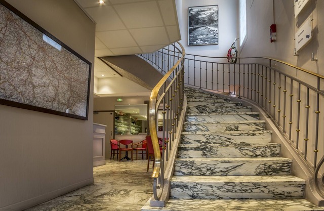 Au Primerose Hotel
