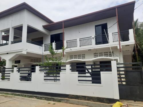 Aura Home Stay