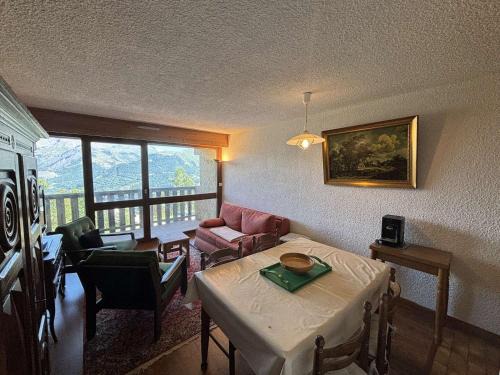 Auris en Oisans: Appart 4 pers, 250m pistes, balcon, parking gratuit, animaux admis - FR-1-297-339