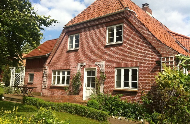 Ausschlafurlaub between lake and sea in a comfortable house with large garden