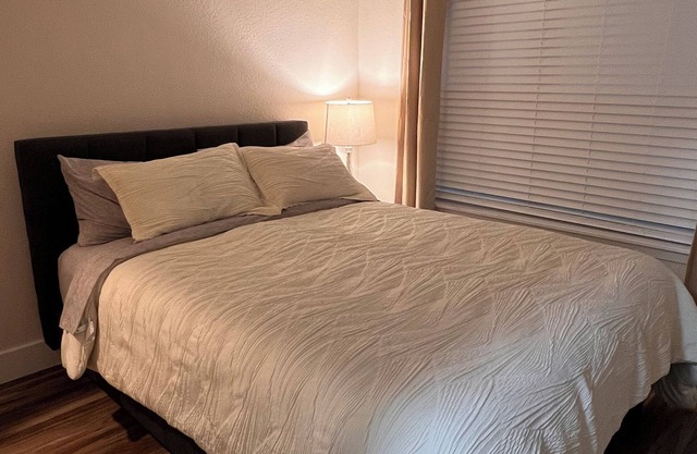 Austin 1 bedroom home near Q2 Stadium & Domain, Formula 1