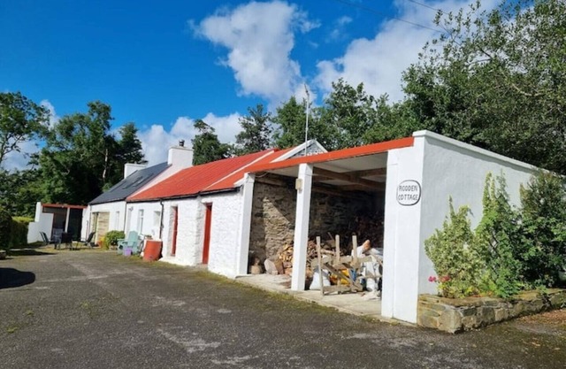 Authentic cottage, Rustic , Romantic, Perfect Retreat, Ideal getaway