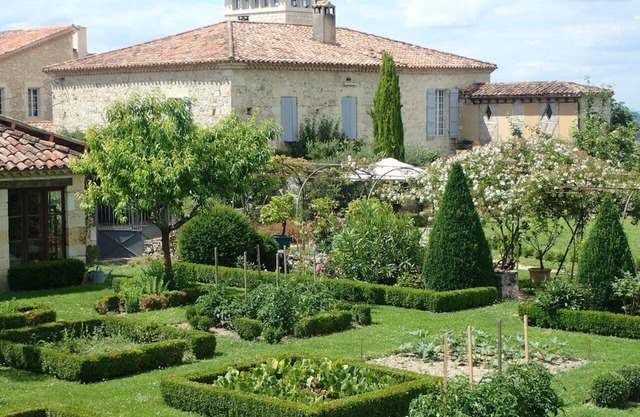 Authentic Gascon country house