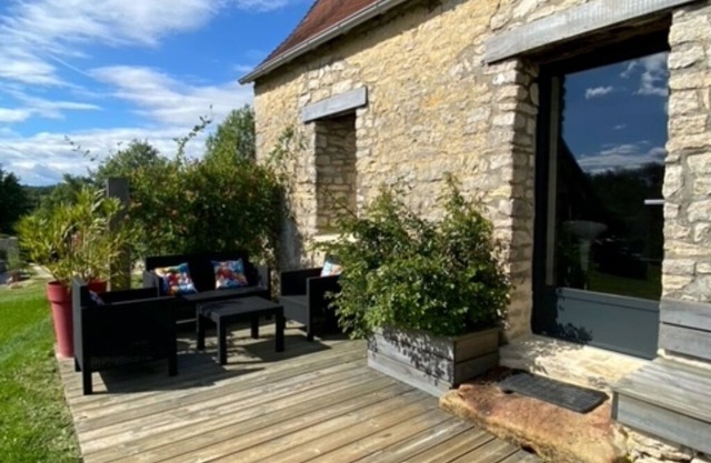 Authentic gîte with swimming pool. Close to Rocamadour, Perigord Noir