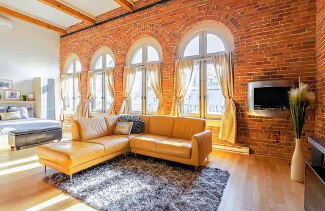 Authentic loft for family of 4 in the heart of Old Quebec