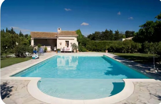 Aux Mûriers en Provence