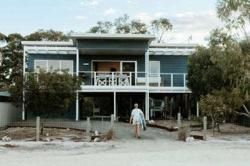 Avalon Beachfront Kangaroo Island 4 bedroom home