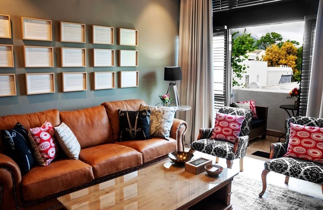 Avemore Eikehof No 23 gem in the heart of historic Stellenbosch
