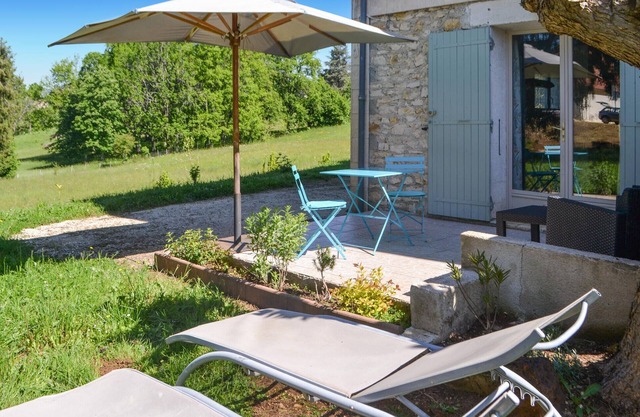 Awesome apartment in Rouffignac