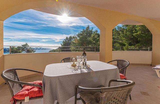 Awesome apartment in Razanj