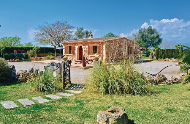 Awesome home in Biniali with WiFi