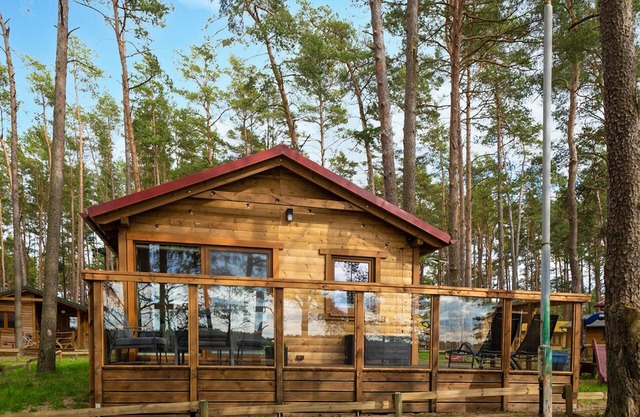 Awesome home in Borsk with WiFi