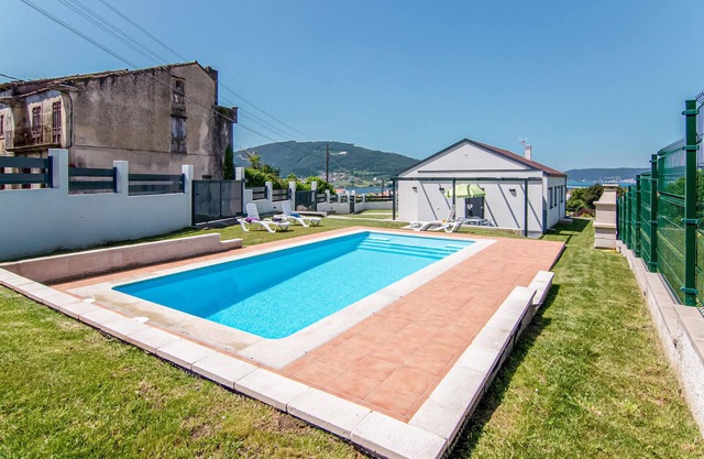 Awesome home in Noia with WiFi
