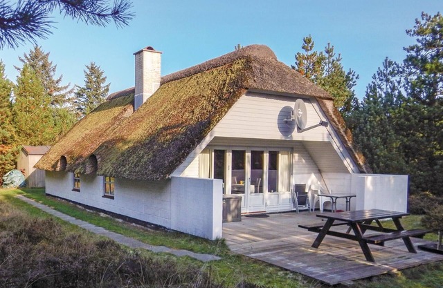 Awesome home in Rømø with kitchen