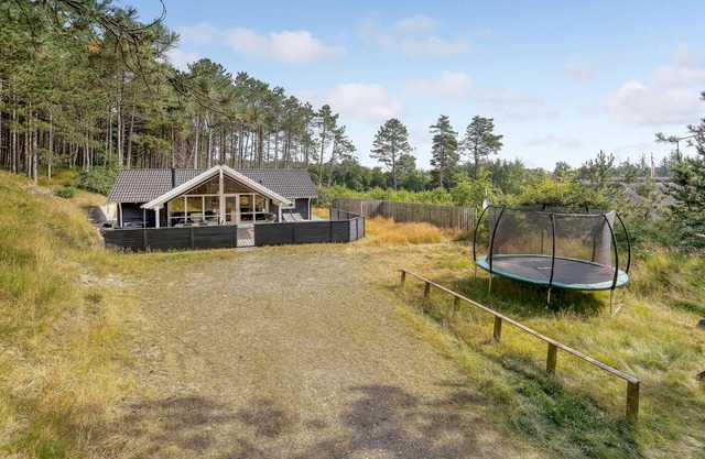 Awesome home in Rømø with kitchen