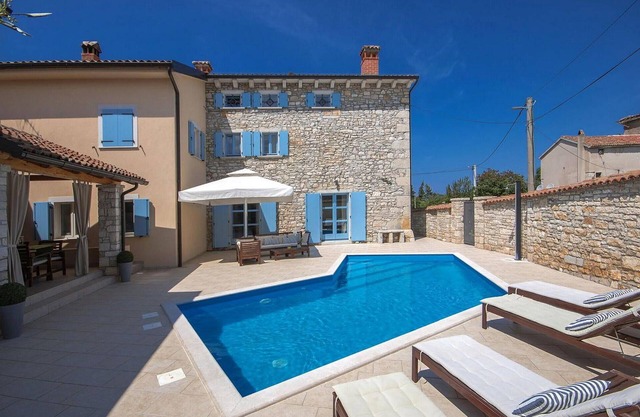 Awesome home in Tar-Vabriga with WiFi