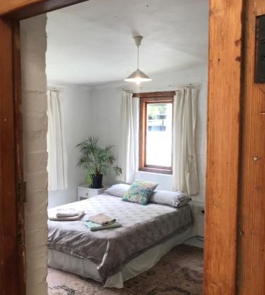 Awesome room in surf house