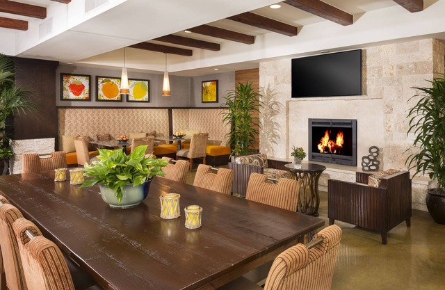 Ayres Hotel Orange