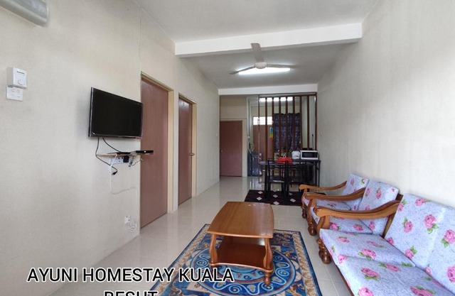 AYUNI HOMESTAY KUALA BESUT TERENGGANU