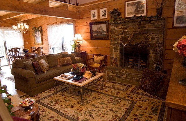 Azalea Falls Cabin - A beautiful getaway from the Ozark