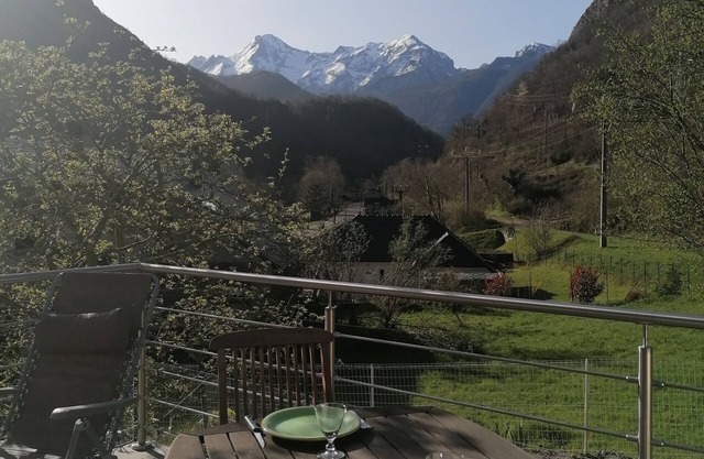 Béarn pyrenees Laruns gite geteu