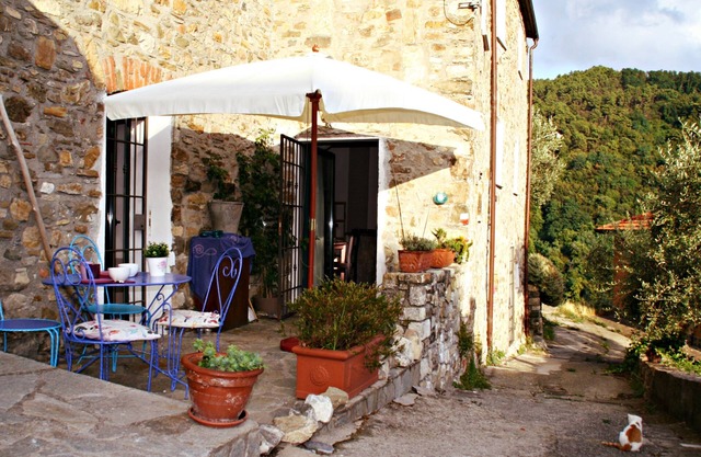 B & B CHEZ CATHERINE CIN IT011027B4YK8SPE4Z