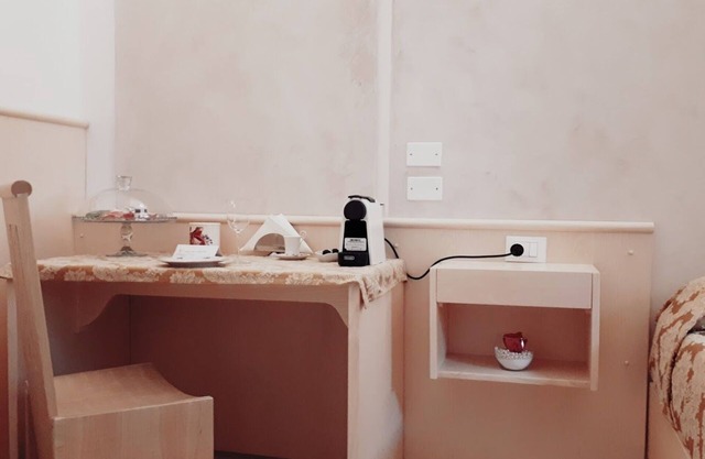 B & B perla - bed and breakfast for n. 1 person!