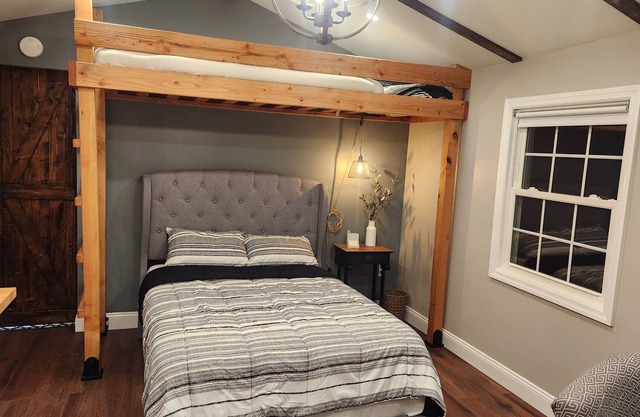 Babylon cozy Guest House close to Beach and Marina