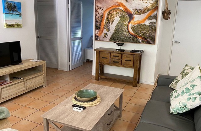 Baden 26 - Rainbow Shores