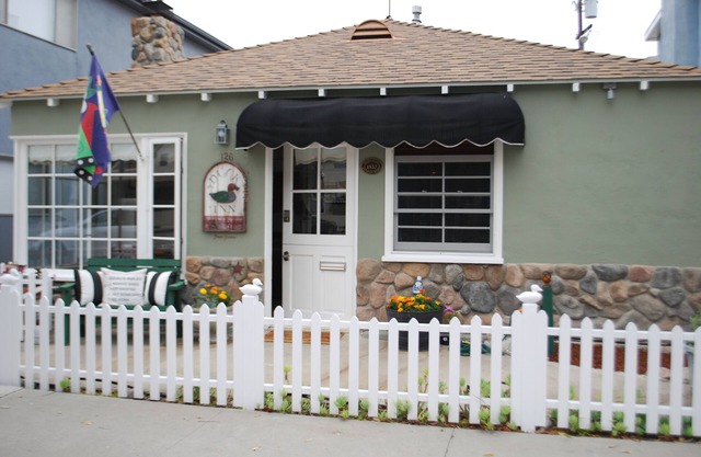 Balboa Island 2 Bdm/2 Bath Vacation Home - Duck House
