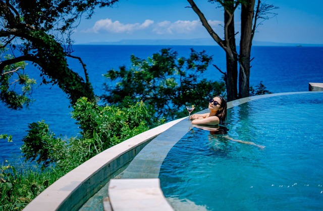 Bali Cliff Glamping