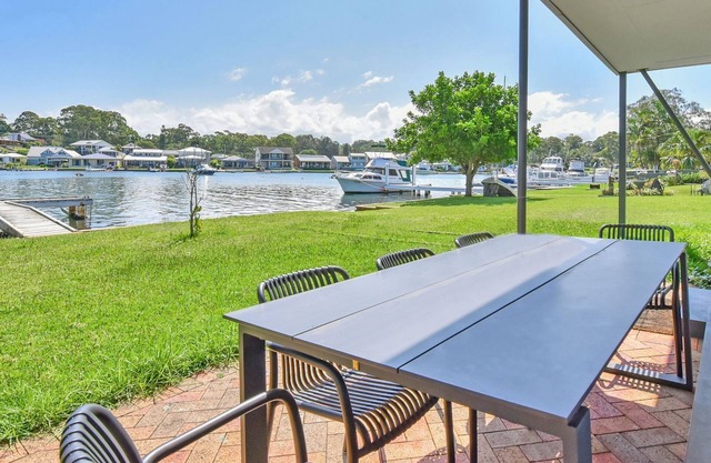 Balmoral Waterfront Escape at Lake Macquarie