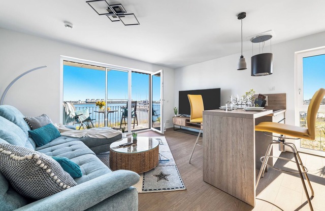 Baltic Sea vacation apartment "Santiano Flat" in a central location, directly on the waterfront