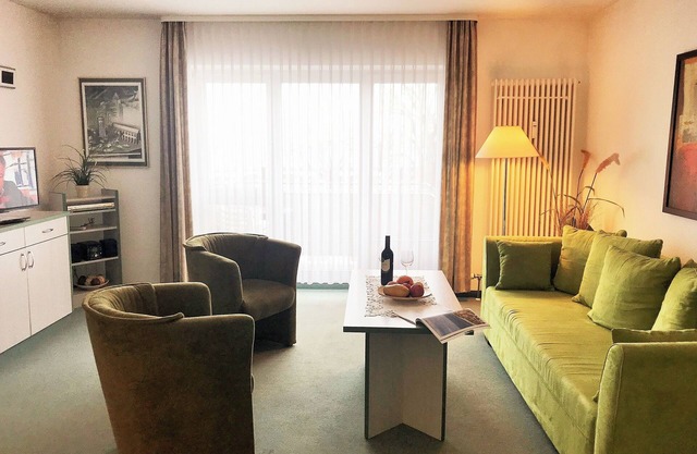 Baltic Sea view apartment Rügen 35: 3-room apartment close to the beach with a fantastic view of the Baltic Sea