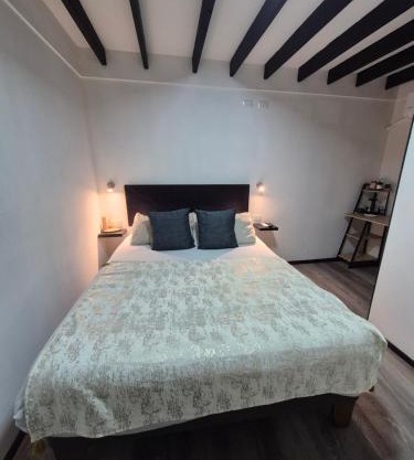 Bambu hostal - Alojamiento a pasos del mall y centro