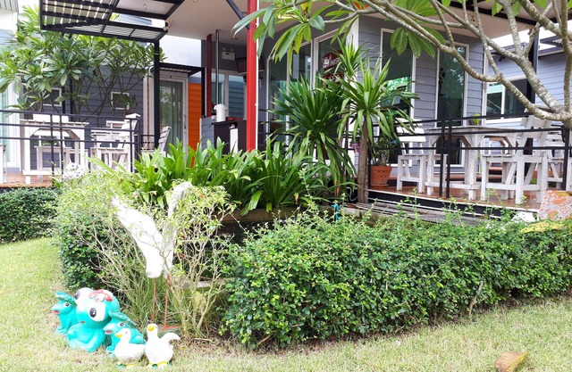 Ban Lek Resort