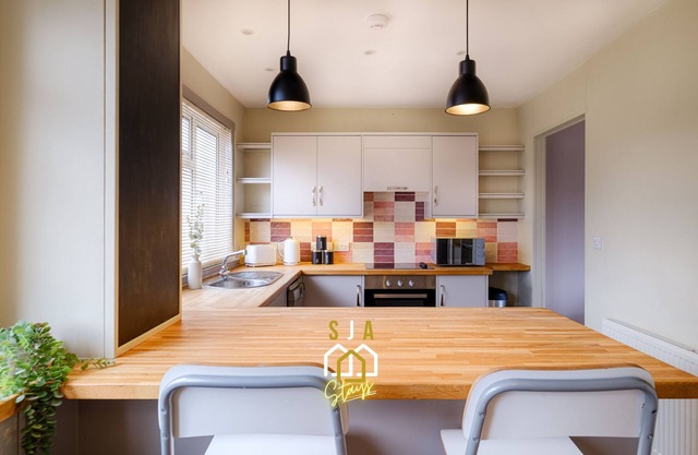 Banchory House - SJA Stays - Cosy 2 bed house