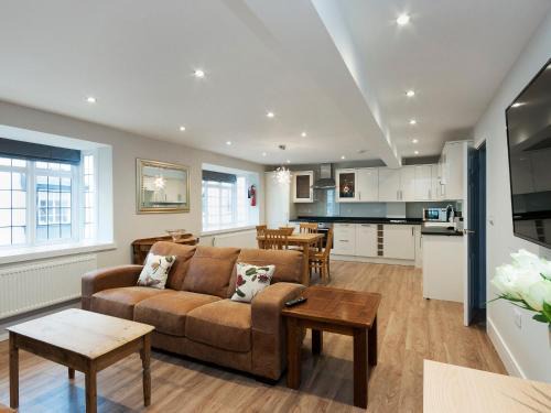 Bank Apartment 1