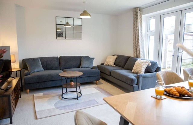 Bankside Stays (Sleeps 8)
