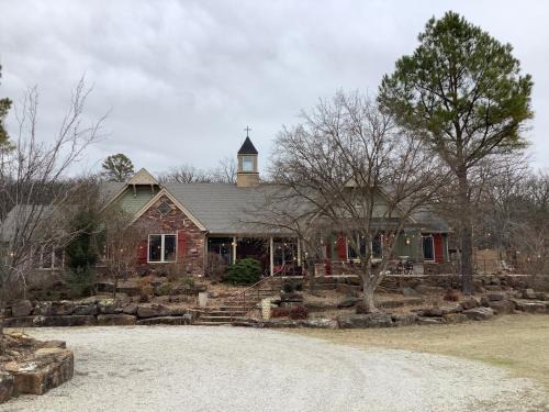 BarDew Valley Inn
