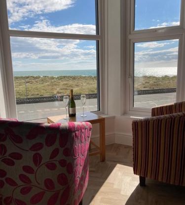 Barmouth Beach Front Apartments