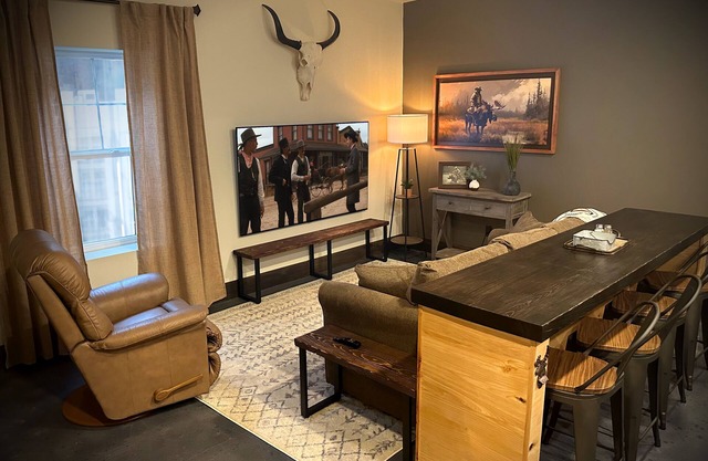 Barricade Bunkhouse: A Cozy Western Retreat in Laramie, Wyoming