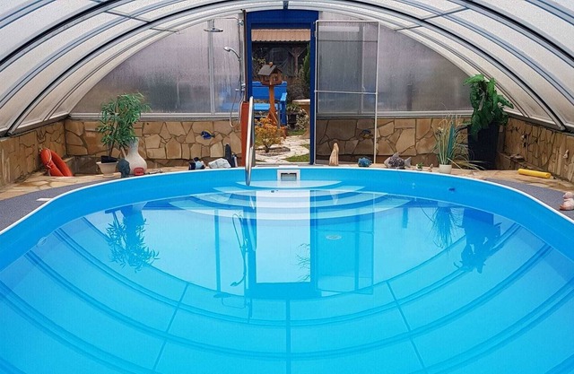 Barrier-free holiday apartment in Osterburg with pool