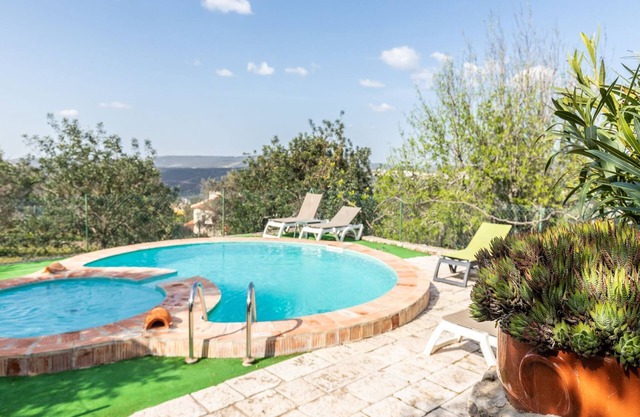 Bartsia White Villa, Parking, Wifi, Swiming Pool, Garden, Balcony,!New!
