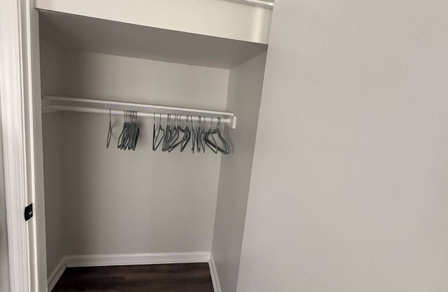 Basement apartment w/private full bath & separate entrance in vibrant Baltimore