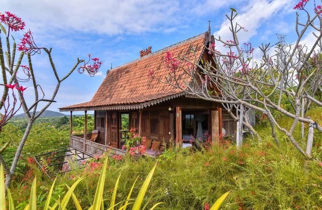 Basuki, Romantic Wooden House In The Sumberkima Hill Retreat