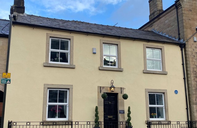 Bathmans Cottage - Newly refurbished Matlock house on edge of the Peak District