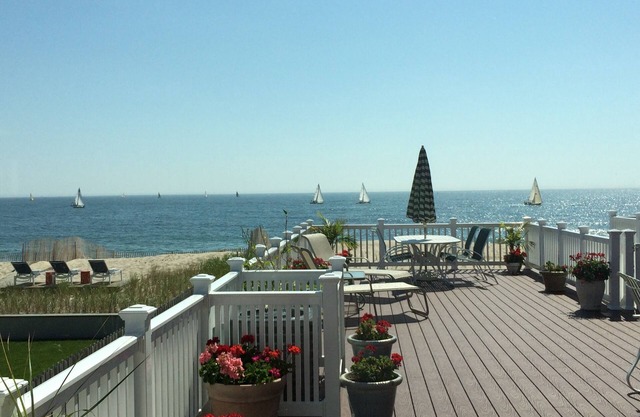 Bay Head Oceanfront Cottage . Wake Up On The Beach!