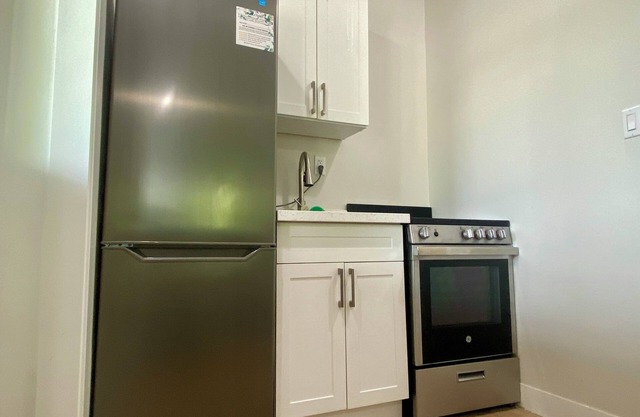 Bayfield Retreat 15min From Grand Bend Pool Hot Tub Full Kitchens 8