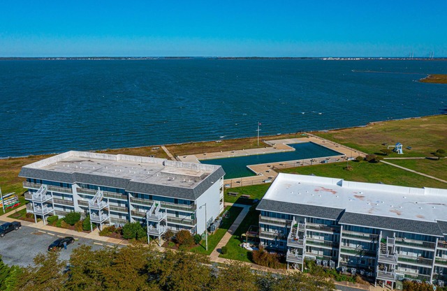 Bayfront 1st Floor Condo with Olympic Size Pool - Family Friendly & Renovated